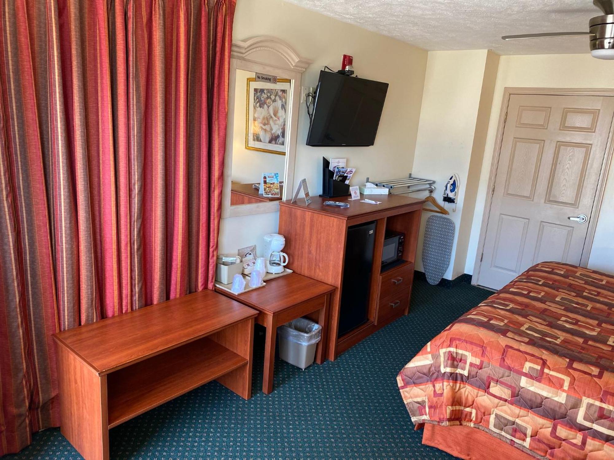 Country Hearth Inn-Union City Стая снимка