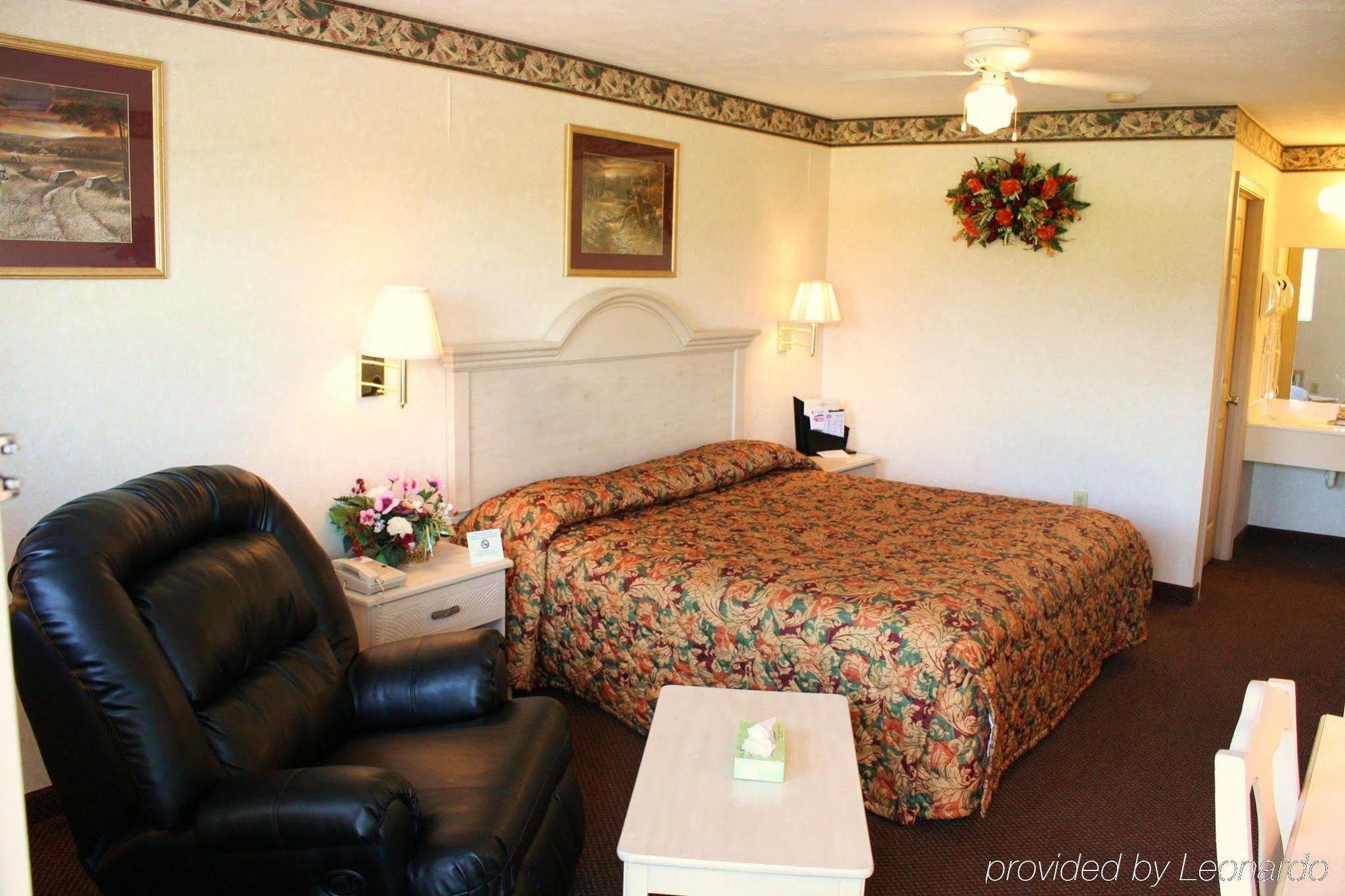 Country Hearth Inn-Union City Стая снимка