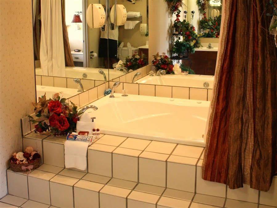 Country Hearth Inn-Union City Екстериор снимка